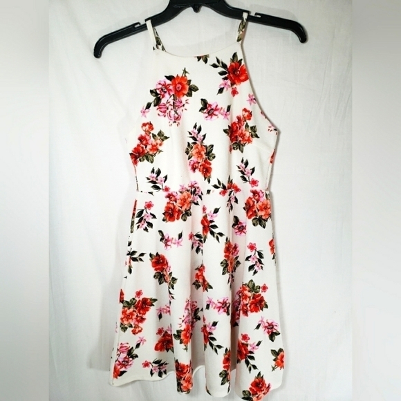 Almost Famous Dresses & Skirts - Almost Famous Off White Floral Spagetti Strap Dress Sz XL